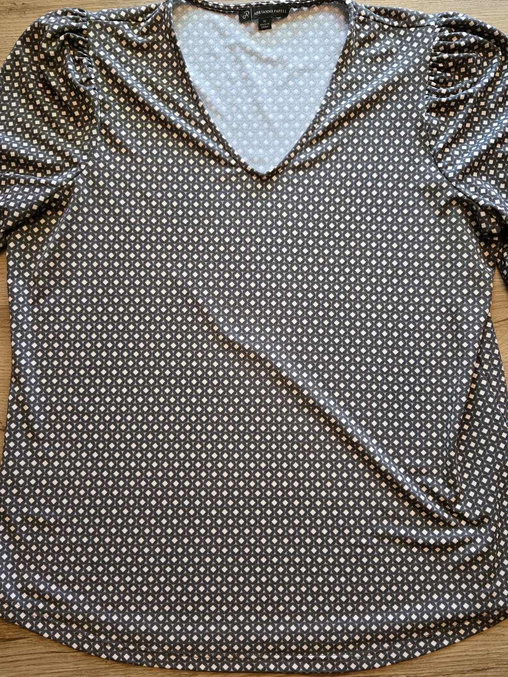 Adrianna Papell Brown, Blue/Cream Geometric V-Neck Puff Sleeve Blouse Med